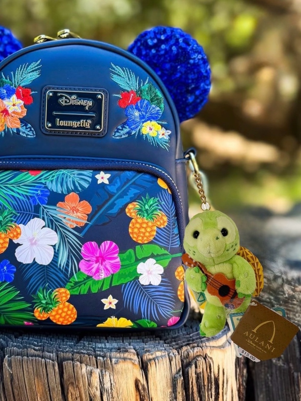 Disney Aulani Hawaii Olu Mel Turtle Ukulele Inner Tube Plush Keychain Bag Charm